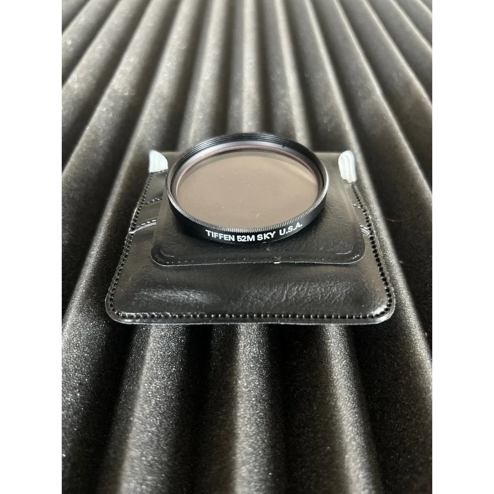 Tiffen 52mm Sky 1A‎ Camera Lens Filter with Black Leather Pouch